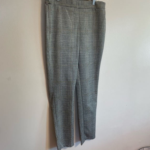 LOVE Tree Plaid Pants - Picture 6 of 10